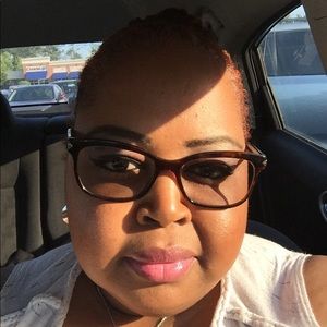 Meet your Posher, Tamara